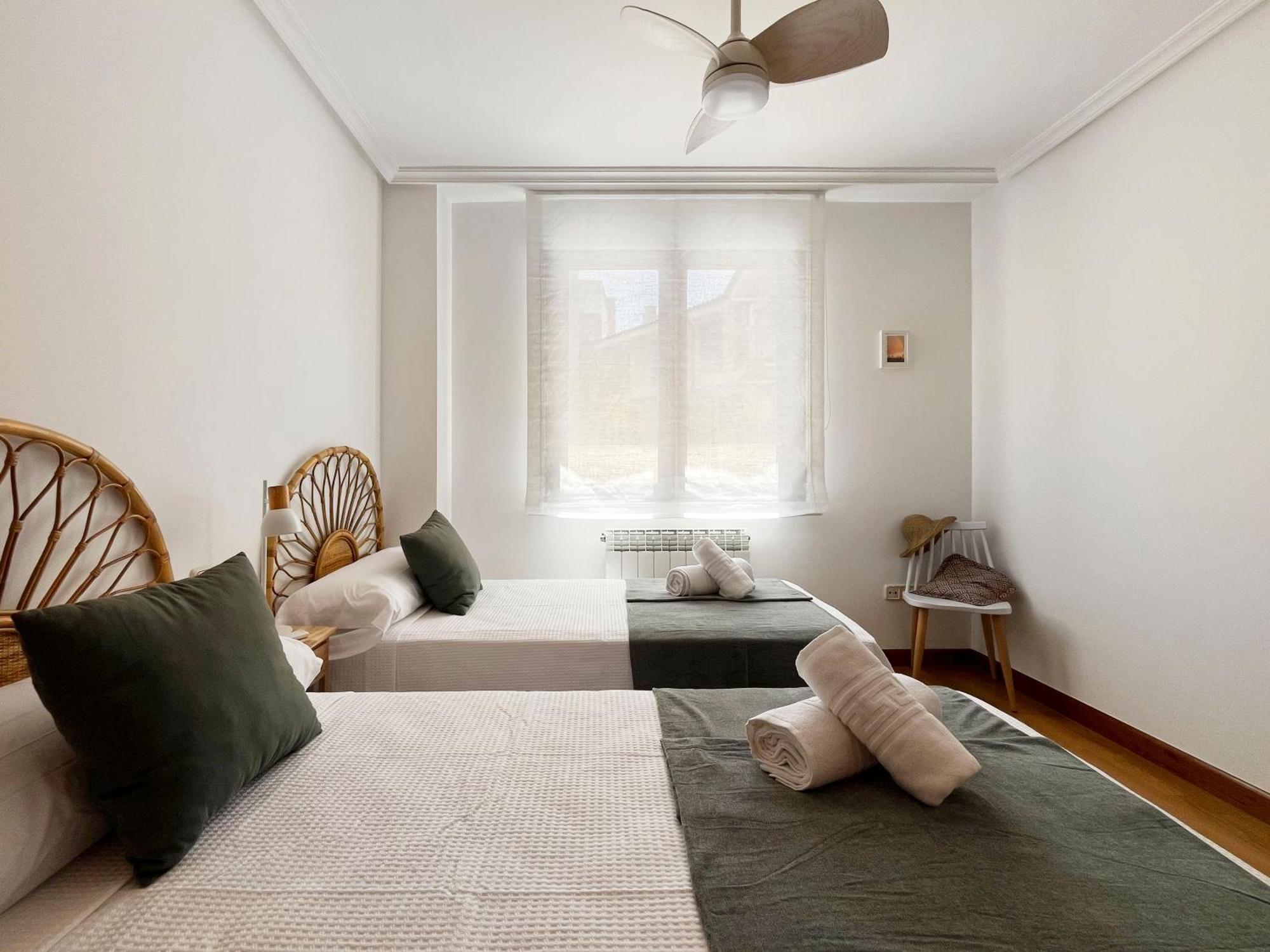 Vut Plaza Fontana Apartment Salamanca Bagian luar foto